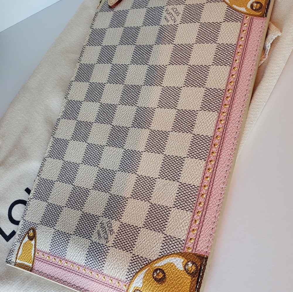 Authentic Louis Vuitton Trunk neverfull clutch
